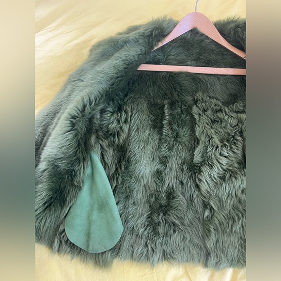 JOSEPH Sheepskin Jacket - Picture 4 of 7